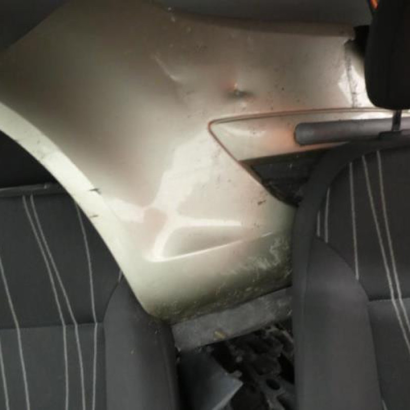 Compresseur clim OPEL CORSA D Photo n°12