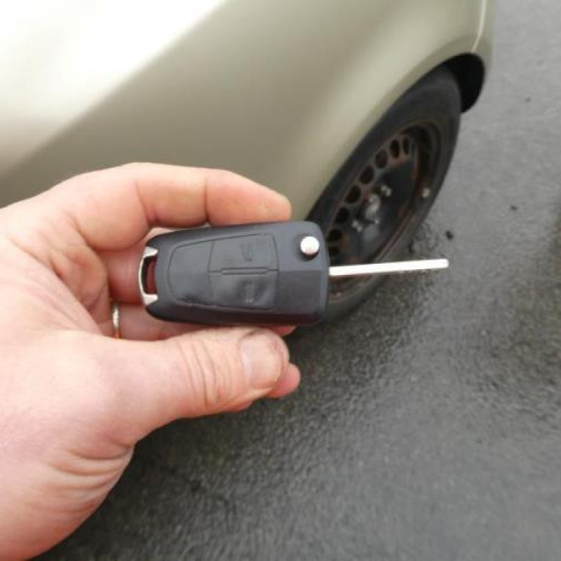 Compresseur clim OPEL CORSA D Photo n°15