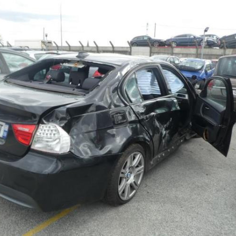 Feu arriere secondaire gauche (feux) BMW SERIE 3 E90 Photo n°5