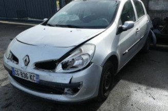 Moteur essuie glace arriere RENAULT CLIO 3