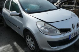 Moteur essuie glace arriere RENAULT CLIO 3