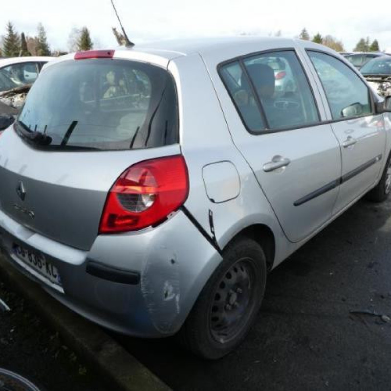 Moteur essuie glace arriere RENAULT CLIO 3 Photo n°5