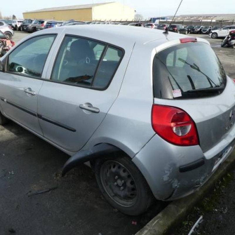 Moteur essuie glace arriere RENAULT CLIO 3 Photo n°6