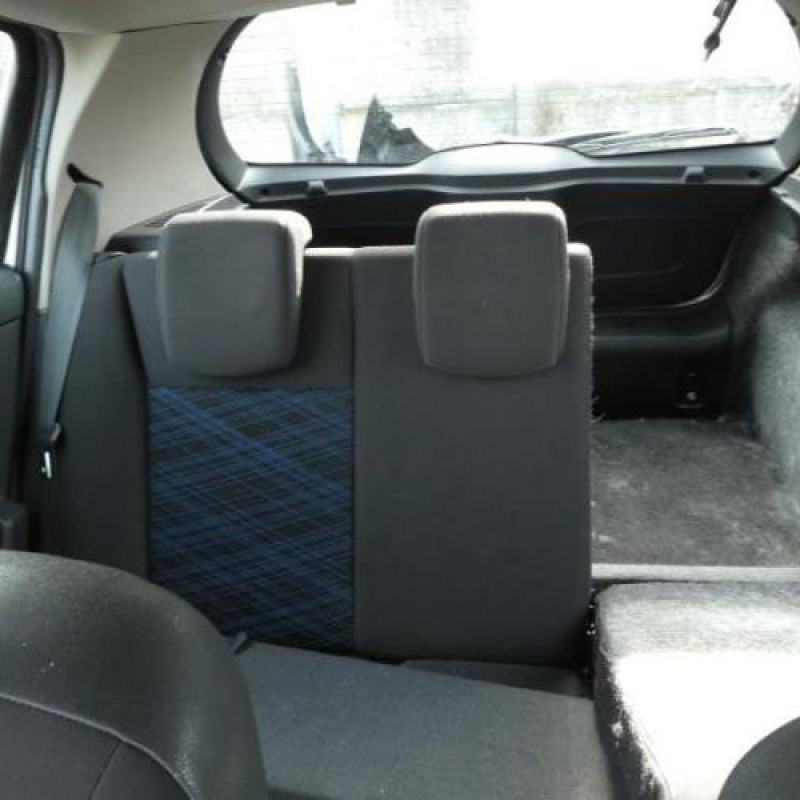 Moteur essuie glace arriere RENAULT CLIO 3 Photo n°8