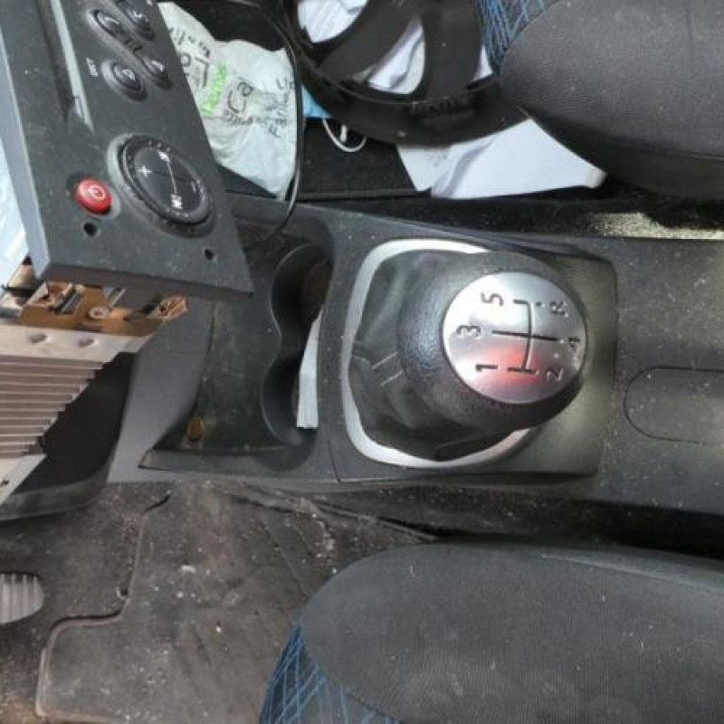 Moteur essuie glace arriere RENAULT CLIO 3 Photo n°11