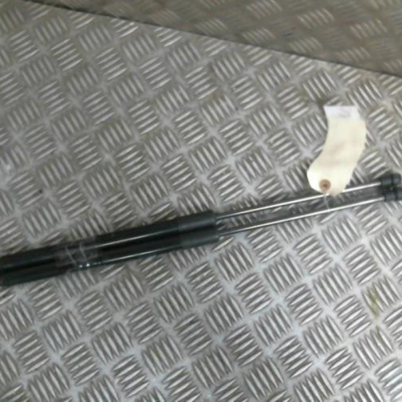Verin de coffre CITROEN C1 2 Photo n°1