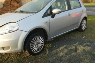 Verin de coffre FIAT GRANDE PUNTO