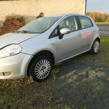 Verin de coffre FIAT GRANDE PUNTO