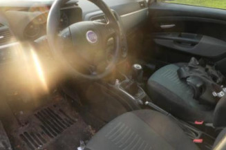 Verin de coffre FIAT GRANDE PUNTO