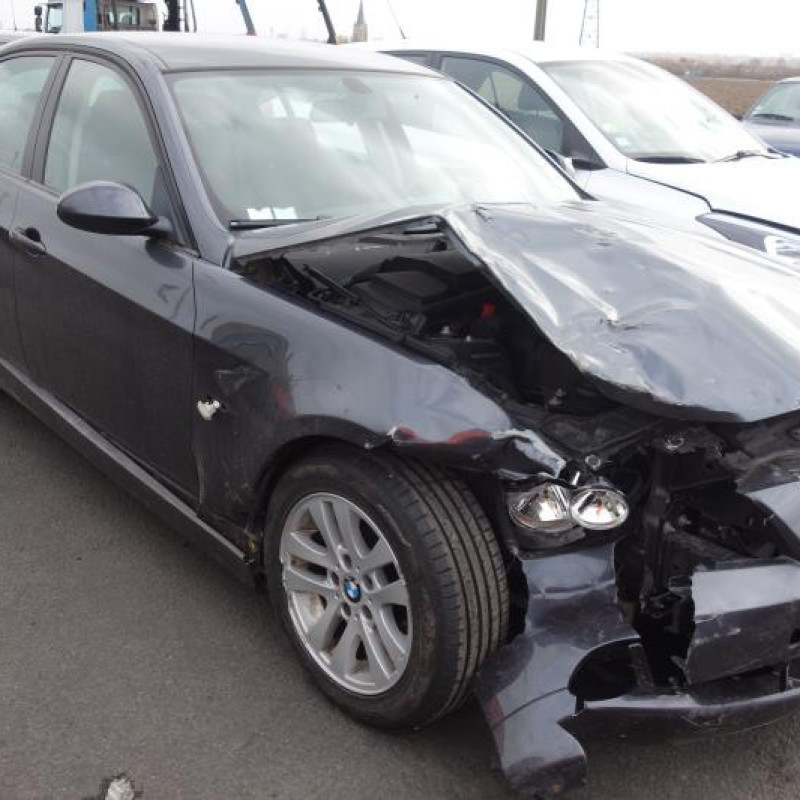 Feu arriere principal droit (feux) BMW SERIE 3 E90 Photo n°4