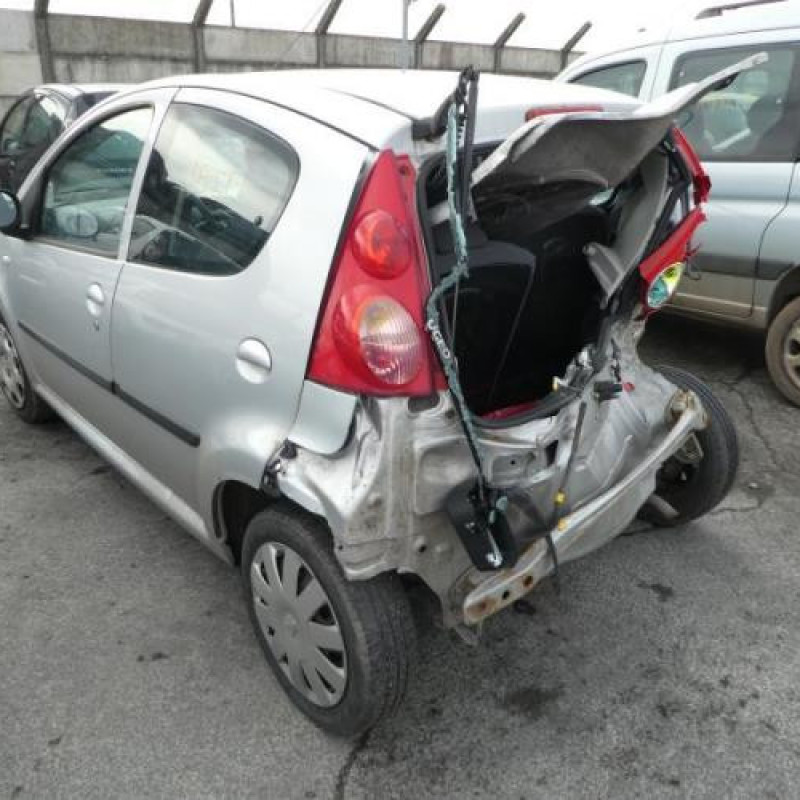 Serrure avant droit PEUGEOT 107 Photo n°6