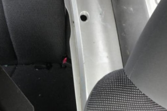 Serrure avant droit PEUGEOT 107