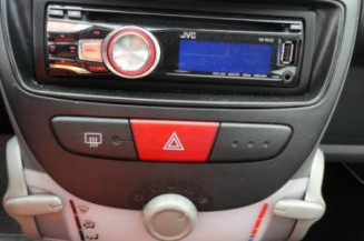 Serrure avant droit PEUGEOT 107