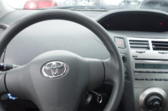 Serrure arriere droit TOYOTA YARIS 2