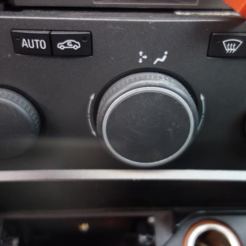 Porte avant droit OPEL ASTRA H Photo n°9