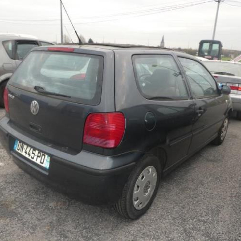 Malle/Hayon arriere VOLKSWAGEN POLO 3 Photo n°5