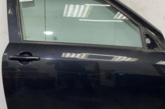 Porte avant droit SUZUKI SWIFT 3 Photo n°1