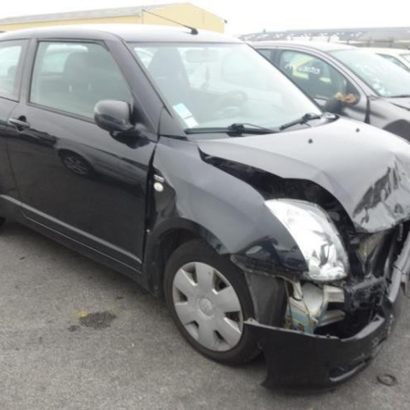 Porte avant droit SUZUKI SWIFT 3 Photo n°4