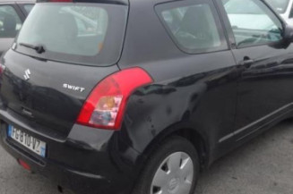 Porte avant droit SUZUKI SWIFT 3