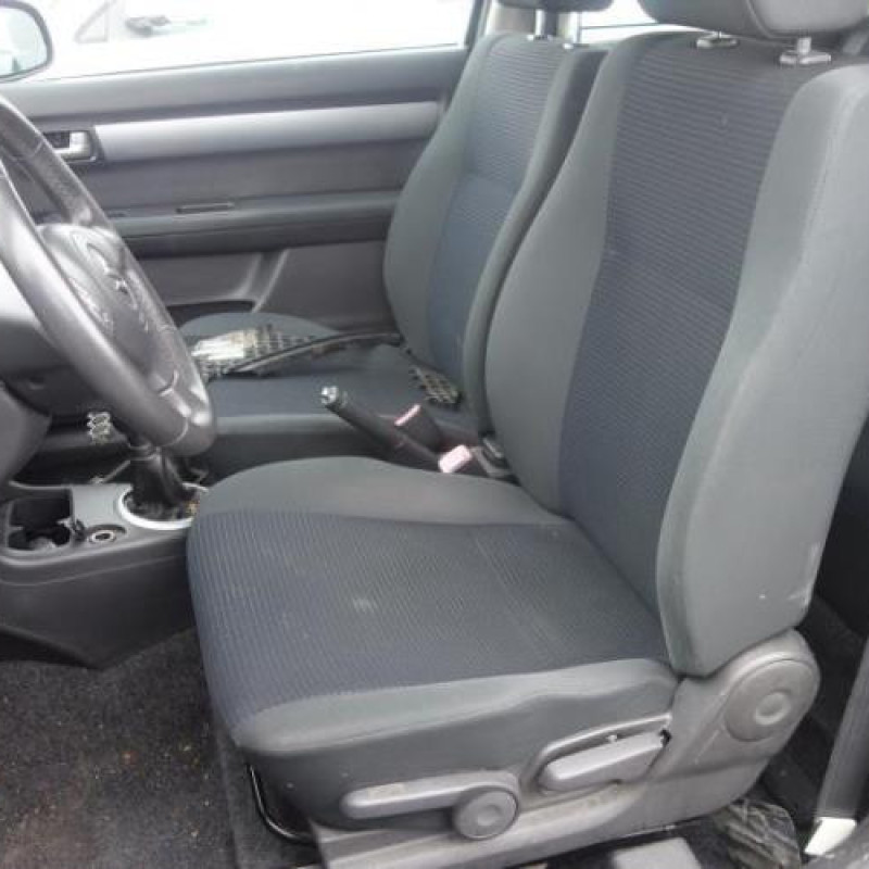 Porte avant droit SUZUKI SWIFT 3 Photo n°9
