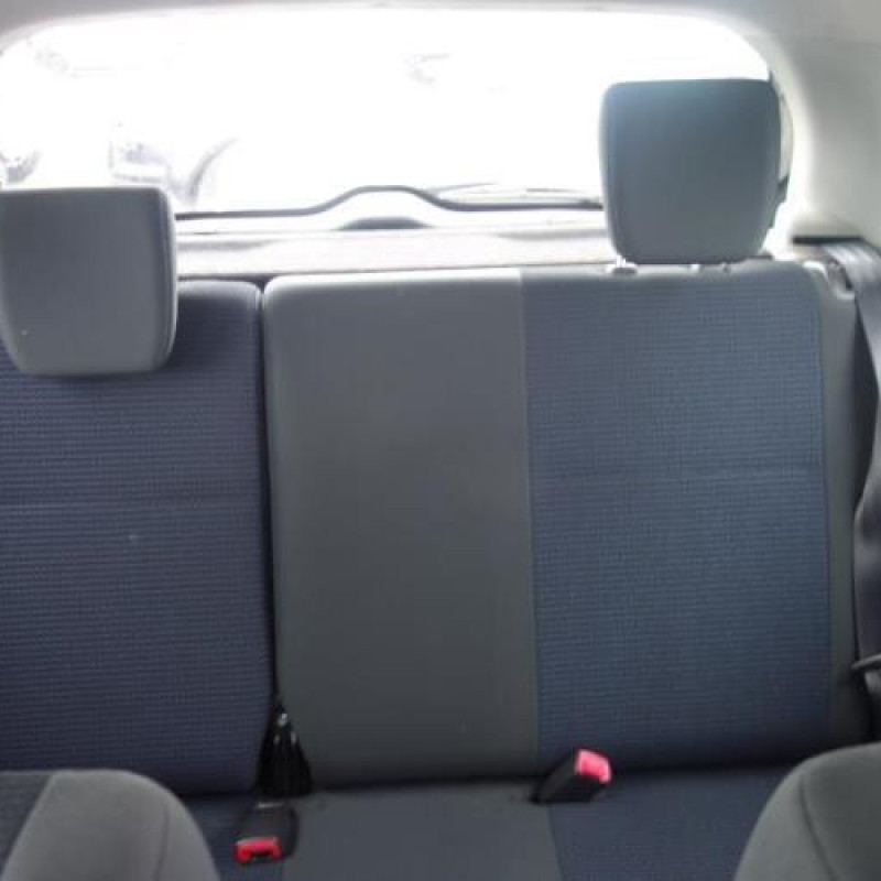 Porte avant droit SUZUKI SWIFT 3 Photo n°10