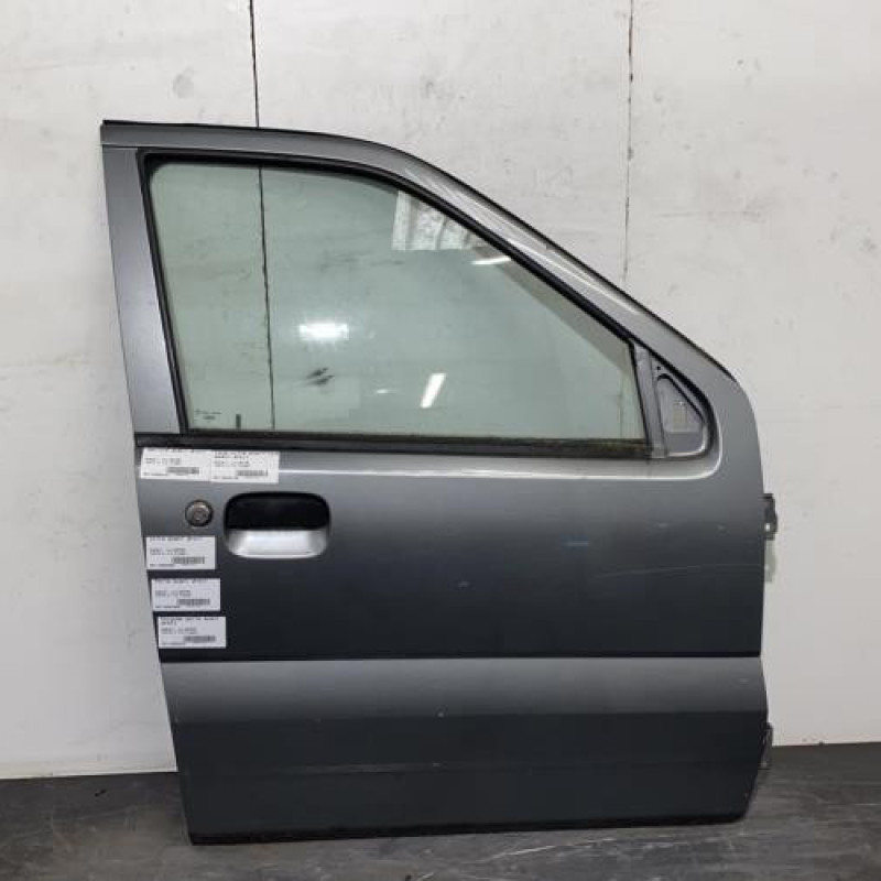 Porte avant droit SUZUKI IGNIS 2 Photo n°1