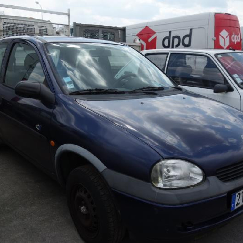Porte avant droit OPEL CORSA B Photo n°4