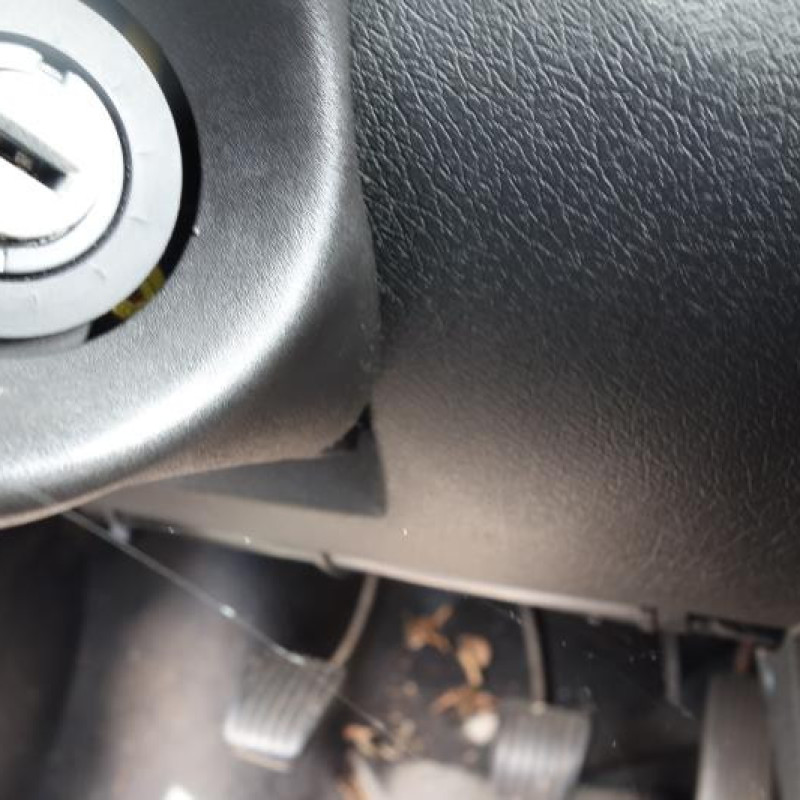 Porte avant droit OPEL CORSA B Photo n°10