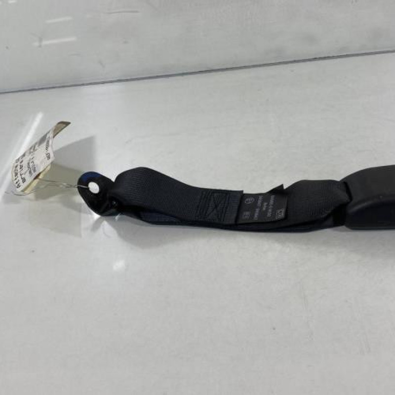 Attache ceinture arriere centrale OPEL AGILA B Photo n°2