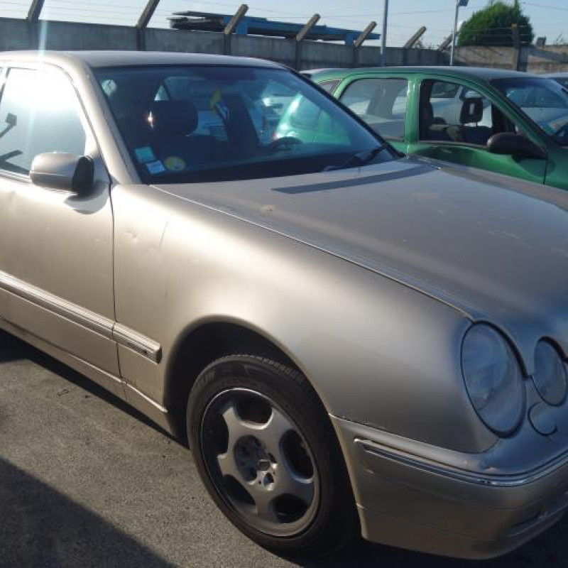 Serrure arriere droit MERCEDES CLASSE E 210 Photo n°5