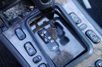 Serrure arriere droit MERCEDES CLASSE E 210