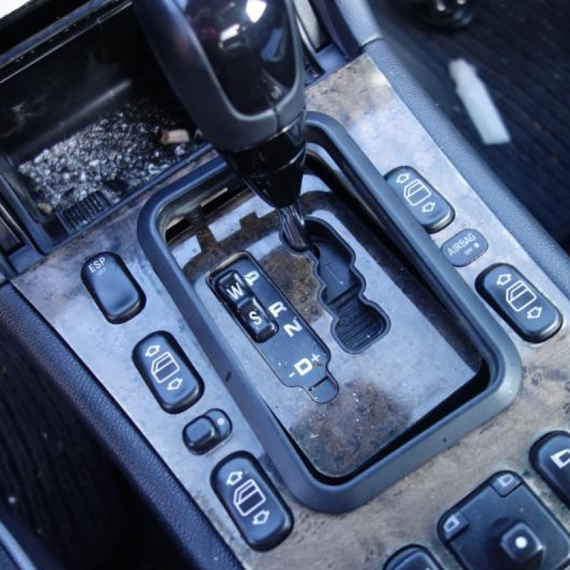Serrure arriere droit MERCEDES CLASSE E 210 Photo n°9