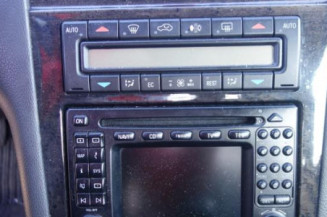 Serrure arriere droit MERCEDES CLASSE E 210
