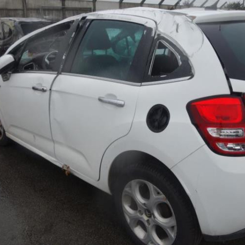 Feu arriere secondaire gauche (feux) CITROEN C3 2 Photo n°5