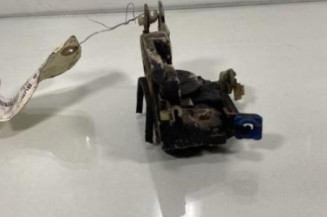 Serrure avant droit FORD MAVERICK 1