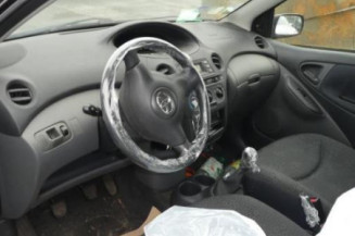 Retroviseur gauche TOYOTA YARIS 1