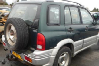 Serrure avant droit SUZUKI GRAND VITARA 1