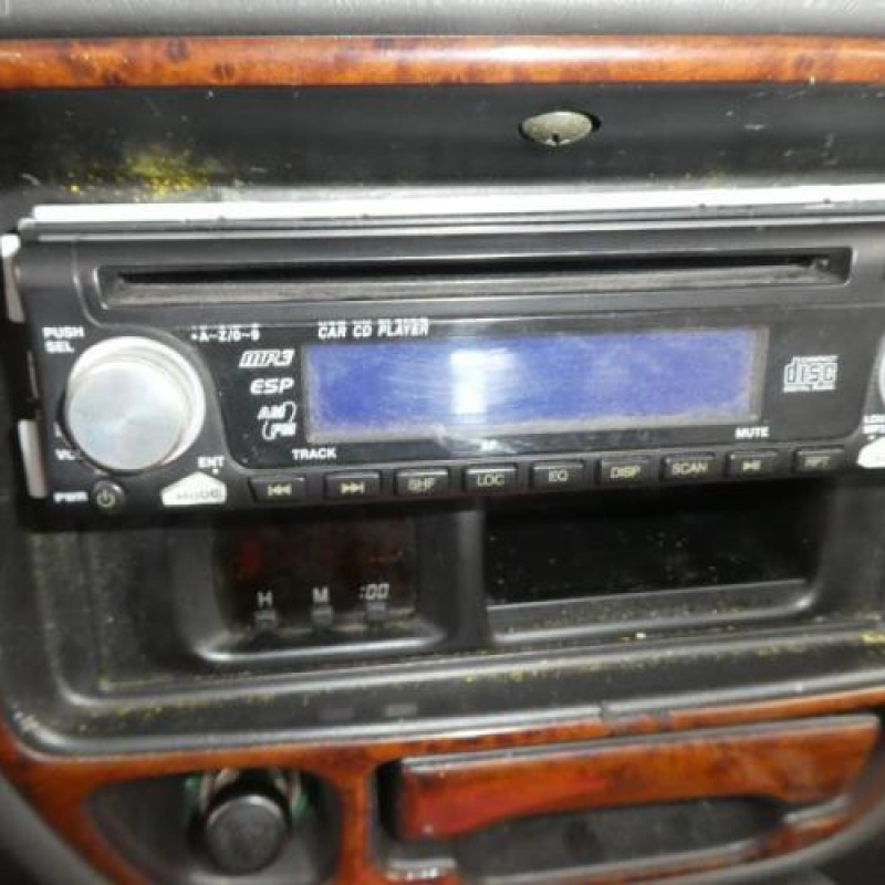 Serrure avant droit SUZUKI GRAND VITARA 1 Photo n°10