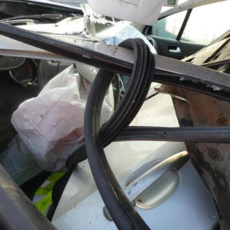 Serrure arriere droit PEUGEOT 308 1 Photo n°8