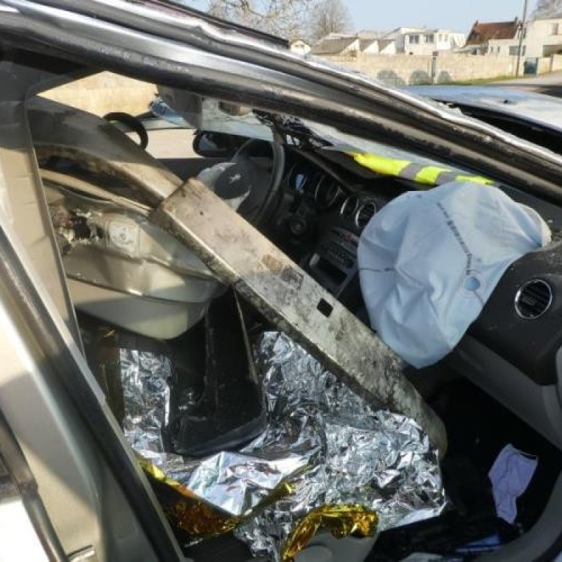 Serrure arriere droit PEUGEOT 308 1 Photo n°9