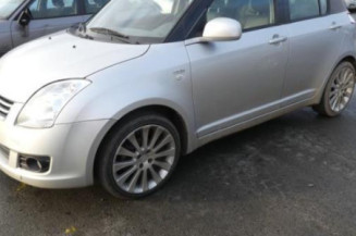 Porte arriere droit SUZUKI SWIFT 3