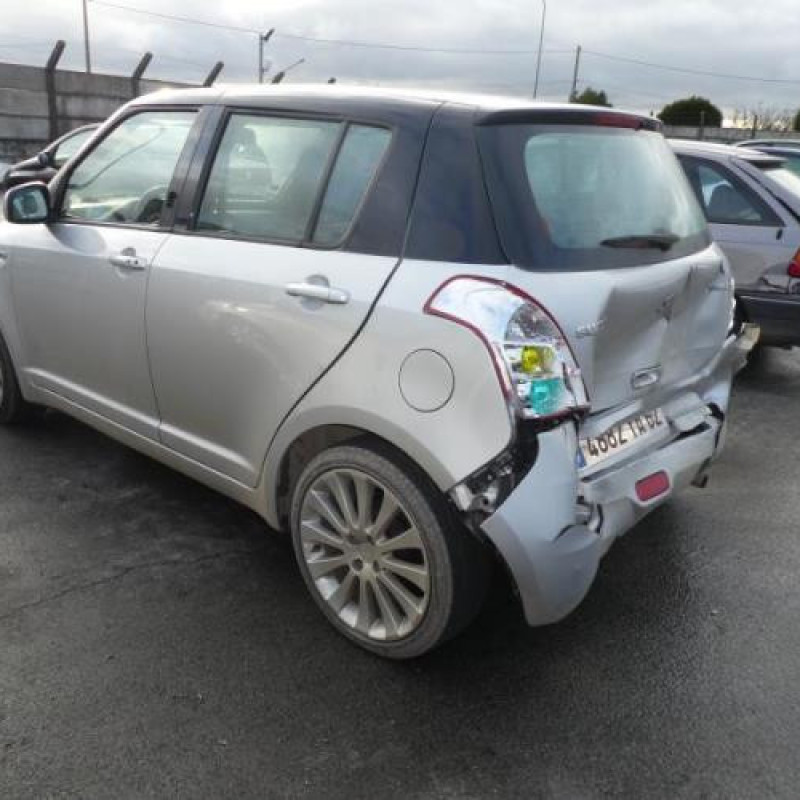 Porte arriere droit SUZUKI SWIFT 3 Photo n°6