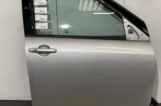 Porte avant droit SUZUKI SWIFT 3 Photo n°1