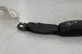 Attache ceinture arriere gauche SUZUKI SWIFT 3
