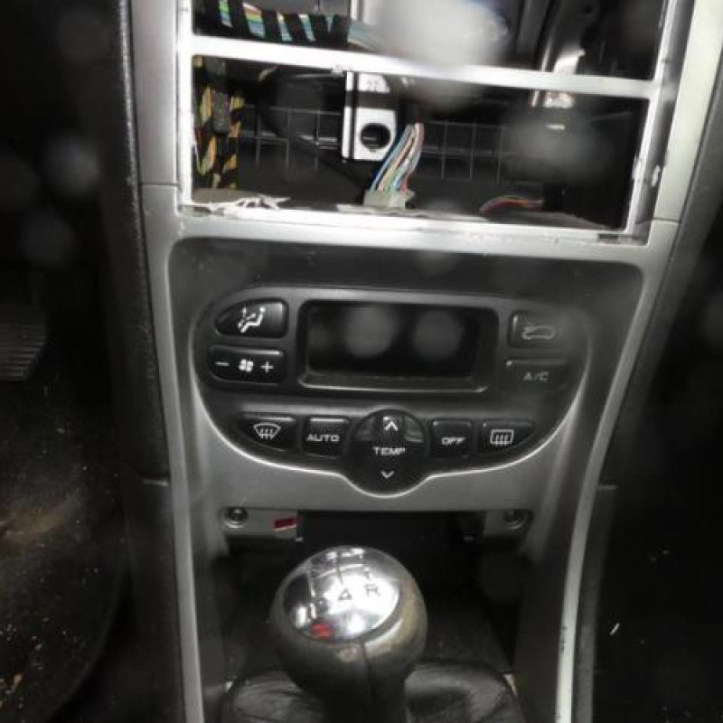 Porte avant gauche PEUGEOT 307 Photo n°9