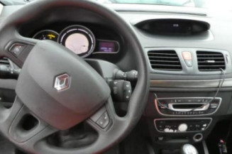 Verin de coffre RENAULT MEGANE 3