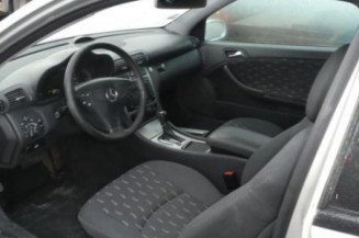 Porte avant droit MERCEDES CLASSE C 203 COUPE SPORT
