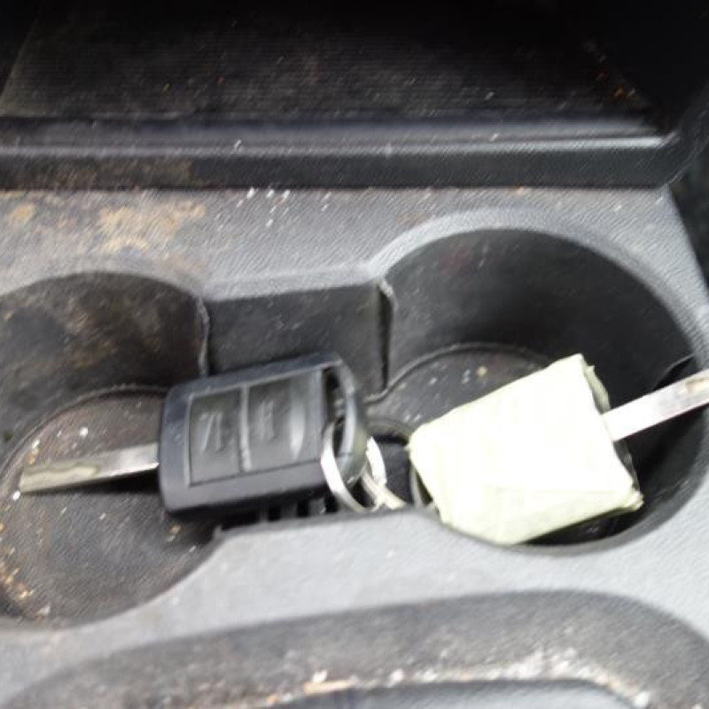 Feu arriere principal droit (feux) OPEL MERIVA A Photo n°9