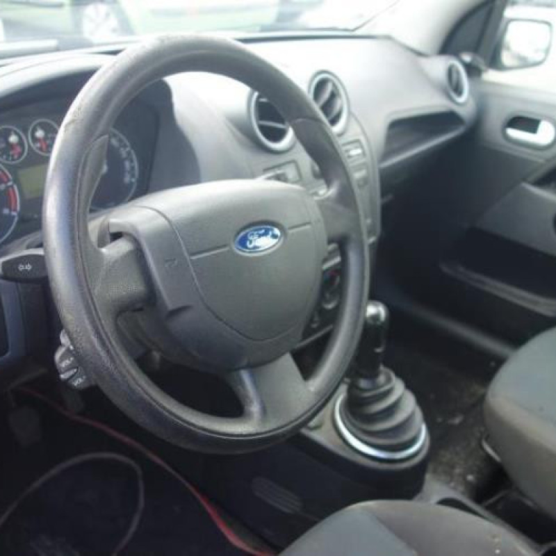 Feu arriere principal droit (feux) FORD FIESTA 5 Photo n°8