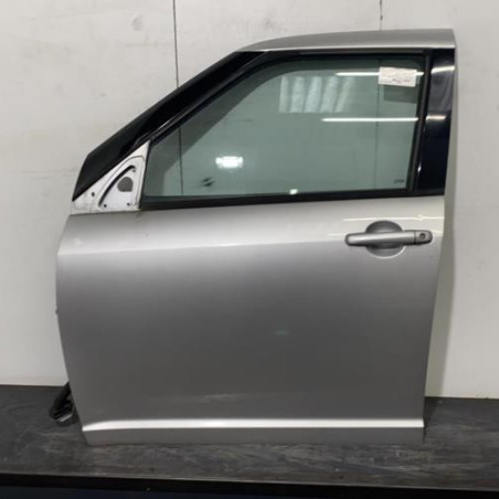 Porte avant gauche SUZUKI SWIFT 3 Photo n°1